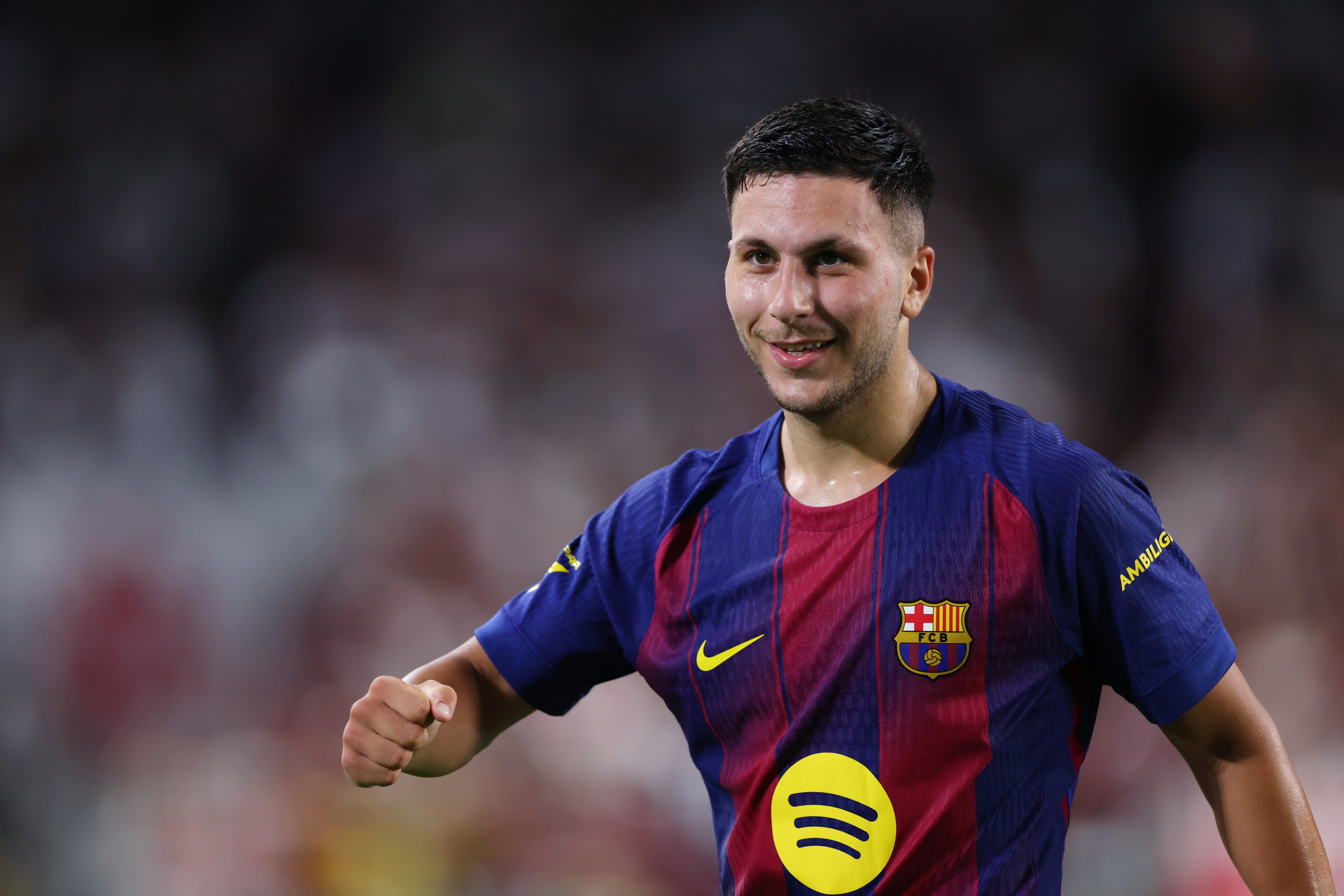 巴德吉快问快答:队内和拉什福德关系最好 偶像是世界最佳梅西