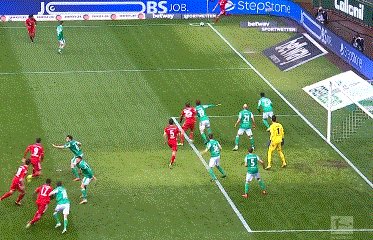 开云-【德甲】莱万三中框+破门 穆勒两助攻 拜仁3比1客胜